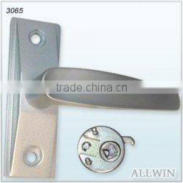 [3065] Lever Handle With CAM Plug