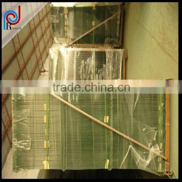 panrui Curved wire mesh fence factory