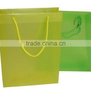 custom design clear plastic PP gift bag promotional