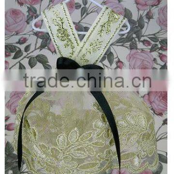 Mini Bridal Gown with Scented Pouches2