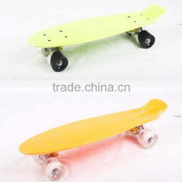 Portable mini cruiser plastic skateboard