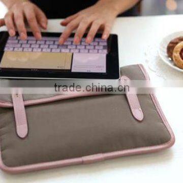 2013 Shenzhen Cheap Pink Carry Bag for Table PC