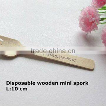 Disposable wooden mini spork