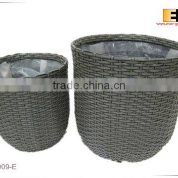 PE/plastic rattan with liner flower baskets