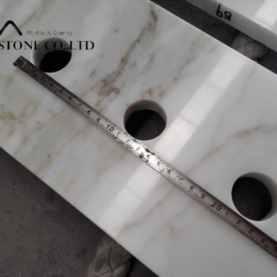 Reliable and Cheap Italy Calacatta Gold marble hotel vanity marble top