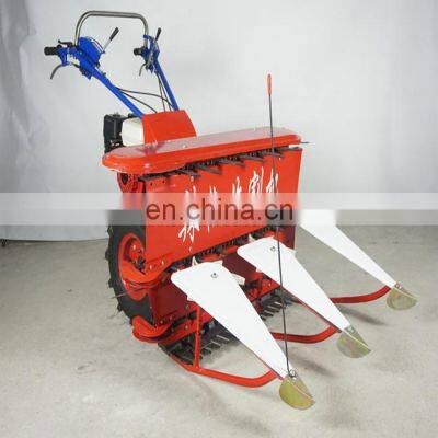 Mini Type Hand Diesel Hot Pepper Harvest Machine photo-2