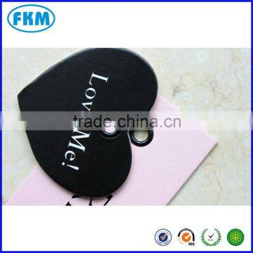 black heart shape tag