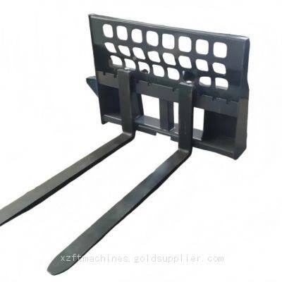 Acessório de garfos de palete para carregador de esteira, robusto e durável, adequado para várias condições de trabalho