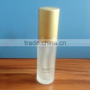 30ml frosted glass lotion bottle with golden pump spray