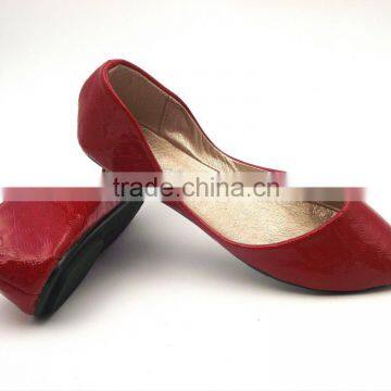 Factory Price Hot Sell Latest Fashion New Hollow Women Flat Shoes in Stock