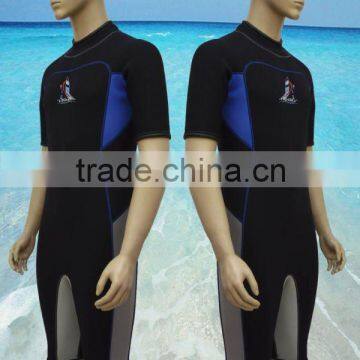 Shorty neoprene diving wetsuit for surfing and diving