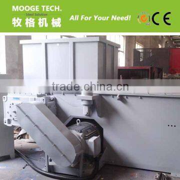 Solid Plastic Shredding Machine