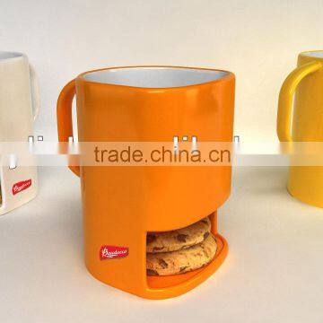 pure color stoneware coffee mug with biscuit holder