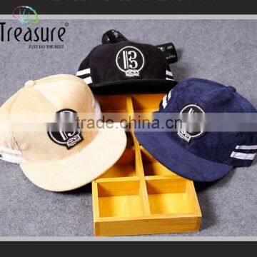 2016 China Cap Blank Suede 5 Panel Cap Metal Badge Flat Brim Hip Hop Hat for Men photo-3