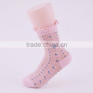 Hot sales lady 200N fashion socks with fancy designs with ruffle welt on the socks