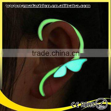 small order glow exotic new fashion earrings for 1 dollar