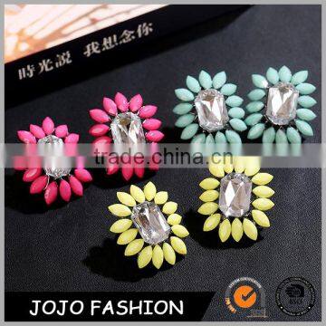 Resin acrylic flower stud earrings ladies earrings designs pictures