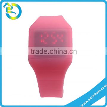 New Promotional Gift Shape Adjustable LED digital blinking silicone led watches