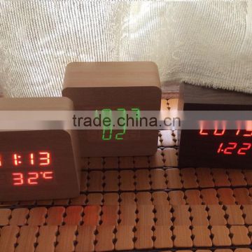 2016 newest hot sale led wood clock