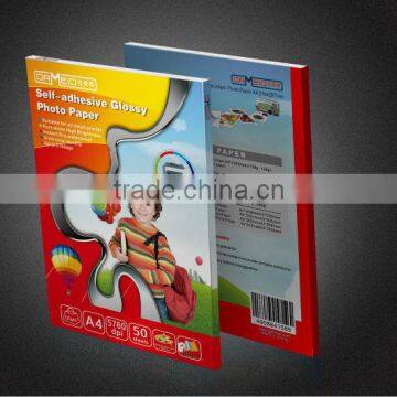 Glossy adhesive CD/DVD label size A4 135gsm