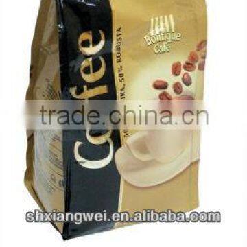 Quad sealed Coffee bags with degassing valves