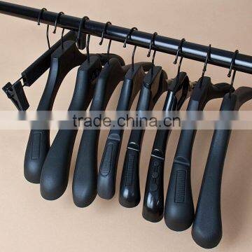 Extra Wide Strong Black Plastic Clothes Jacket Coat Hangers