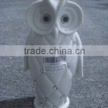 porcelain night owl with diamond