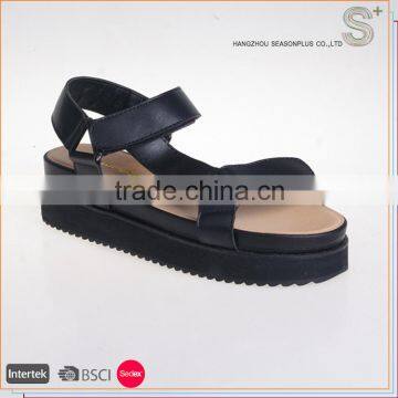 Unique design hot sale flat beach sandals for girls