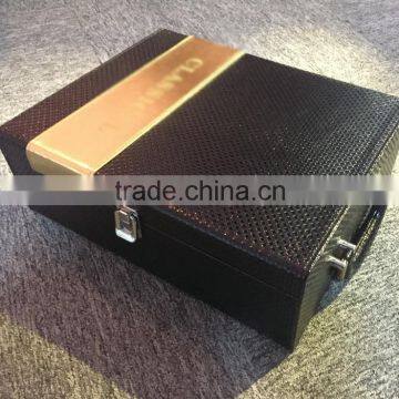 The factory wholesale custom high black PU leather 2 bottles of red wine boxes