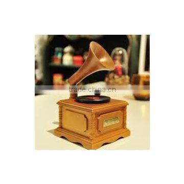 Gramaphone , Wooden Gramaphone photo-4