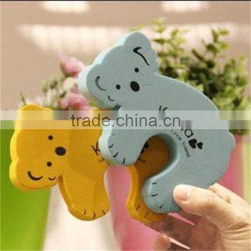 J150 Childern Protective Useful Baby Door Guard photo-2