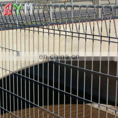 Welded Wire Mesh Fence Brc Fencing Hot Gi Roll Top Fence photo-3
