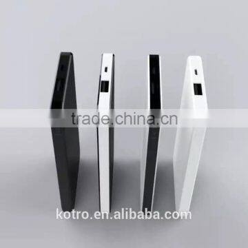 Newest 4000mAh Li-polymer Battery Charger Classical Portable Power Bank Pack