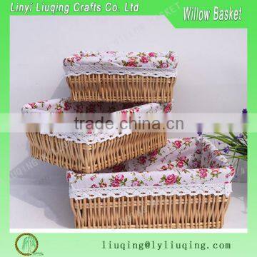 3/S willow storage basket with lining