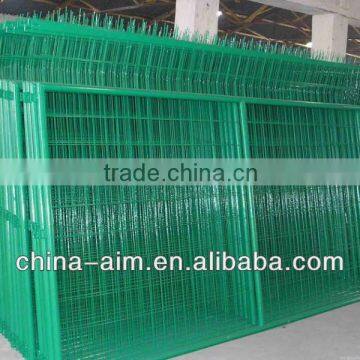 pvc coated/galvanized welded wire mesh panel/fence