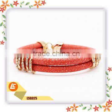Women Best Gift Red Genuine Leather Stingray Bracelet With Rose Gold Clasp Hot Sale photo-2