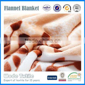 100%polyester Leaf Print Super Soft Flannel Fleece Blanket photo-2
