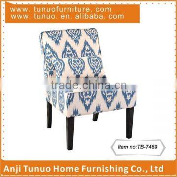 Living room relax chair,Black finish rubber wood legs,With a pillow,Nice printed fabric,TB-7469