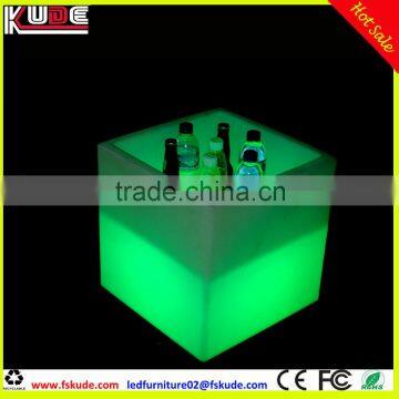 rechargeable light up plastic cube ice bucket with LED rgb lamp