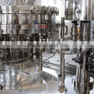 Carbonated drink washing filling capping machine