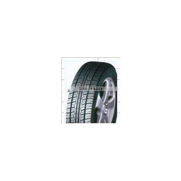 Special tread permanent car tyre 185/60R14