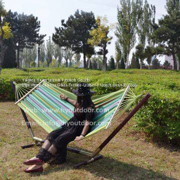 Hammock with  spread rod