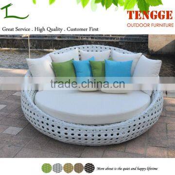 YH-8169 Wide Flat Rattan Wicker Sun Lounger Outdoor Rattan Round Bed