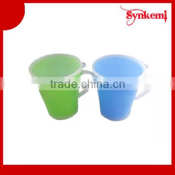 Double wall reusable plastic cup with lid