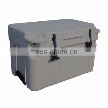 50L Insulated Type Car Cooler Box Plastic Cooler Box With Wheels photo-5