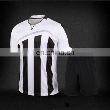 OEM Fashion High Quality Men Soccer Jersey Sets Custom Design China Supplier photo-2