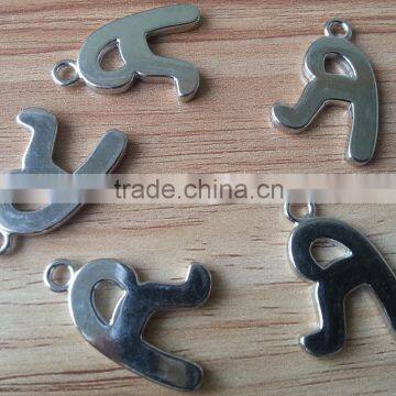 2015 New Arrive Letter R Shape Zinc Alloy Material Metal Badges in Silver High Gloss NF -- Z1518 photo-2