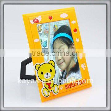 Cute 3d embossed logo plastic picture frame