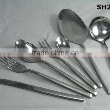 New design satinless steel 24 pcs cutlery set