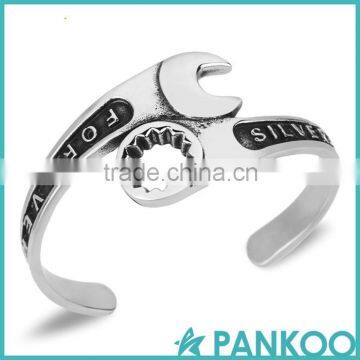 Wholesale Retro Fashion Classic Series of Various Punk Shape Tai Silver and Titanium Unisex Atmosphere Necessary Publicity Brace